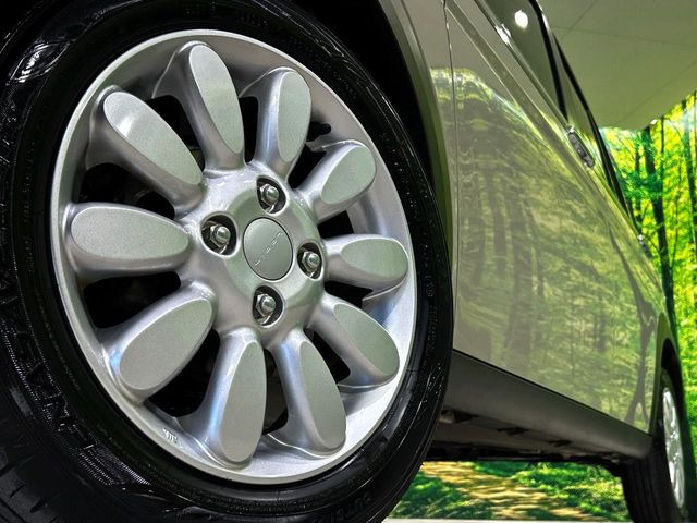 【純正14インチアルミホイール】外観にマッチした純正アルミホイールを装着しております。各種社外アルミホイールや、スタッドレスタイヤも取扱いしております。是非ご相談ください♪