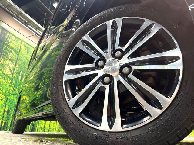 �y����15�C���`�A���~�z�C�[���z�O�ςɃ}�b�`���������A���~�z�C�[���𑕒����Ă���܂��B�e��ЊO�A���~�z�C�[����A�X�^�b�h���X�^�C�����戵�����Ă���܂��B���񂲑��k����������