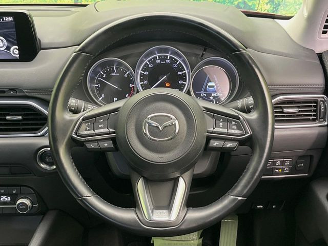 �y�����v�����X�e�A�����O�z�㎿�Ȋv���g�p���邱�ƂŁA��ɂ����������݂ƂĂ��^�]���₷���n���h���ł���