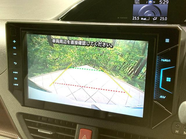 【バックカメラ】駐車時に後方がリアルタイム映像で確認できます。大型商業施設や立体駐車場での駐車時や、夜間のバック時に大活躍!運転スキルに関わらず、今や必須となった装備のひとつです!
