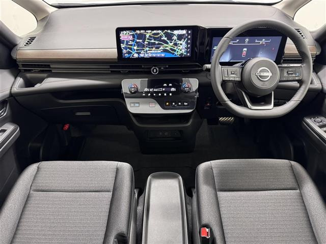 セレナ1.4 e-POWER ハイウェイスターV