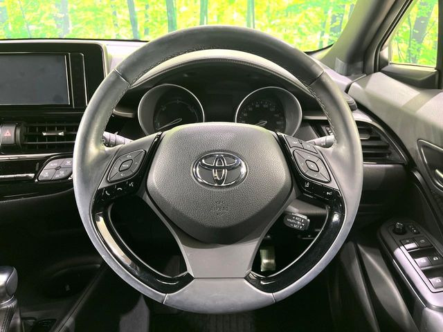 �y�����v�����X�e�A�����O�z�㎿�Ȋv���g�p���邱�ƂŁA��ɂ����������݂ƂĂ��^�]���₷���n���h���ł���