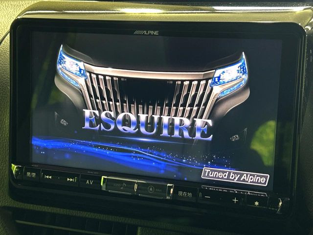 【BIG-X9インチナビ】人気の大画面BIG-Xナビを装備。専用設計で車内の雰囲気にマッチ!ナビ利用時のマップ表示は見やすく、テレビやDVDは臨場感がアップ!いつものドライブがグッと楽しくなります♪