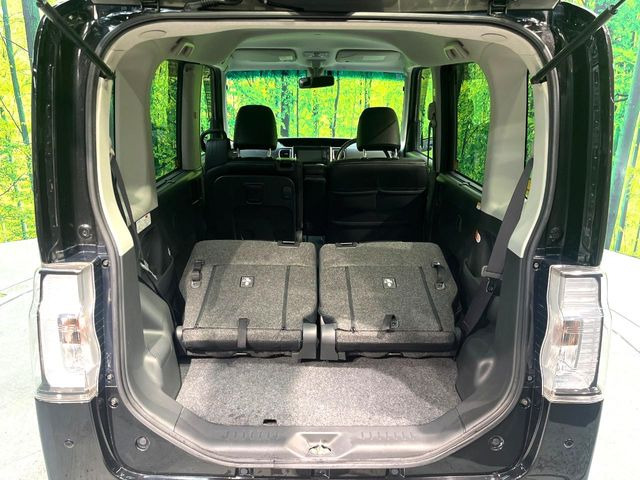 ���i�̂���������ʋ΁A���}���ɏ\���ȉ׎��X�y�[�X���m�ۂ��Ă���܂��B�Z�J���h�V�[�g��|���ƁA�傫�ȉו��̐ύڂ��\�ł���