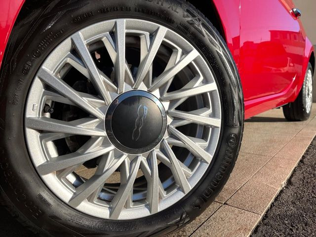 ●純正15インチアルミホイール:輸入車ならではの卓越した走りを支えるホイールと足回りです!日本車の走りに慣れている方にもぜひ体感して頂きたいほど、高いレベルでまとまっています!