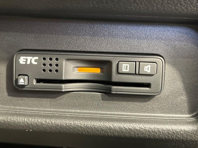 【ETC】高速道路の料金所をストレスなく通過!話題のスポットやサービスエリアに多い「スマートIC」利用時は必須のアイテムです。当店でセットアップを実施、ご納車当日からすぐにご利用いただけます!