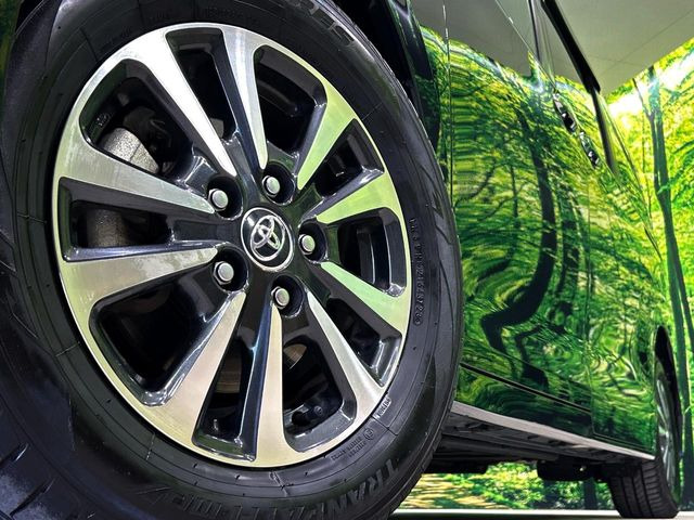 【純正15インチアルミホイール】外観にマッチした純正アルミホイールを装着しております。各種社外アルミホイールや、スタッドレスタイヤも取扱いしております。是非ご相談ください♪