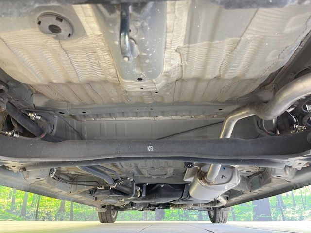 下回りがきれいなうちに、防錆加工の施工がオススメ。降雪地域はもちろん、沿岸部にお住いの方や、趣味でマリン・ウィンタースポーツをされる方にご好評いただいております。