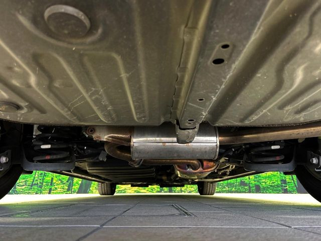 下回りがきれいなうちに、防錆加工の施工がオススメ。降雪地域はもちろん、沿岸部にお住いの方や、趣味でマリン・ウィンタースポーツをされる方にご好評いただいております。