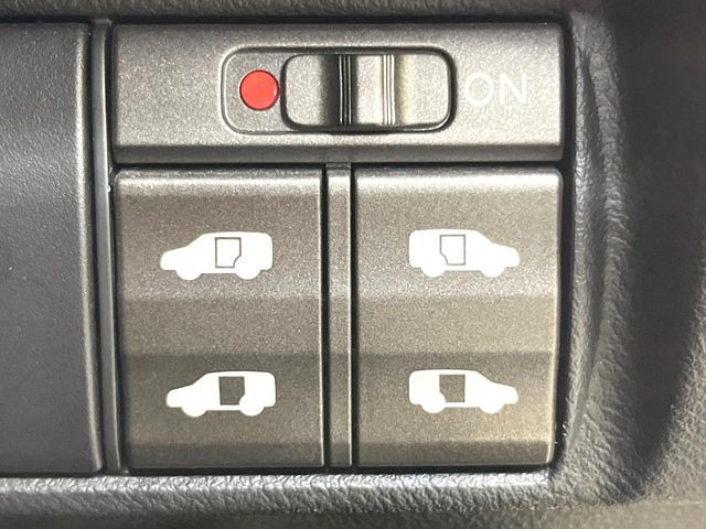 �y�����p���[�X���C�h�h�A�z�X�}�[�g�L�[��^�]�Ȃ̃X�C�b�`�Ō�ȗ����X���C�h�h�A�̊J���\���d��������͂����ăh�A���J����K�v�������A�����Ȃ��q�l�ł��ȒP�ɊJ���߂ł����K�ł���