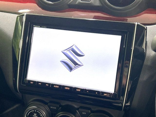 �y�����i�r�z�l�C�̏����i�r�𑕔����Ă���܂��B�i�r�̎g���₷���͂������A�I�[�f�B�I�@�\���[��!�L�����v�◷�s�͂������A�ʋ΂┃�����ȂǕ��i�̃h���C�u���y�����Ȃ�͂���