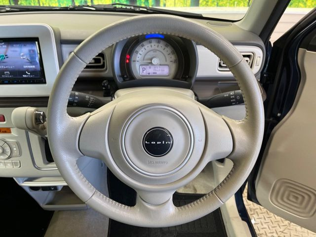 �y�����v�����X�e�A�����O�z�㎿�Ȋv���g�p���邱�ƂŁA��ɂ����������݂ƂĂ��^�]���₷���n���h���ł���