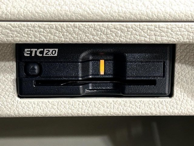 【ETC】高速道路の料金所をストレスなく通過!話題のスポットやサービスエリアに多い「スマートIC」利用時は必須のアイテムです。当店でセットアップを実施、ご納車当日からすぐにご利用いただけます!