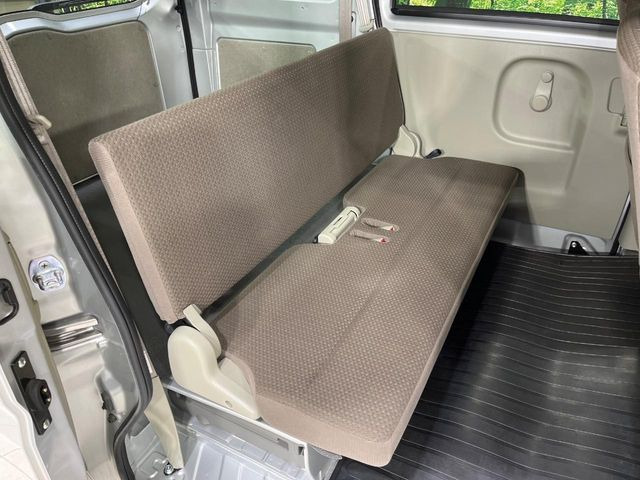 �L�X�Ƃ���2��ڃV�[�g�͋��Z���������A���S�n�����K!�F�B��Ƒ��Ƃ̂��o�����ɂ҂�����ł��B�x�r�[�V�[�g��`���C���h�V�[�g�g�p�������K�ɂ��߂�������������\���ȋ�Ԃ��m�ۂ��Ă��܂��B