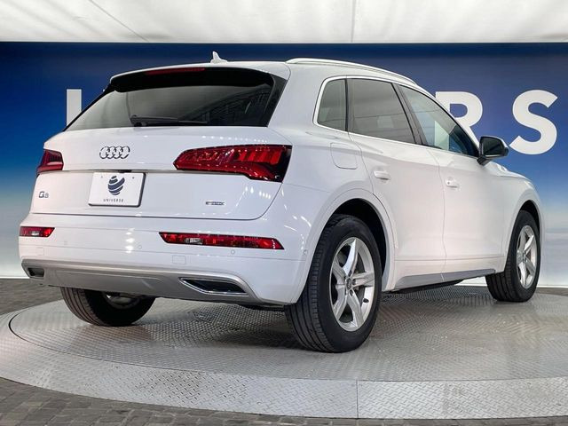 ●無料付帯の保証の他、安心の最長3年・走行無制限保証(有償)をご用意。輸入車を安心してお楽しみいただける様、保証内容も充実はもちろん、無料点検&オイル交換やロードサービスも付帯しております。