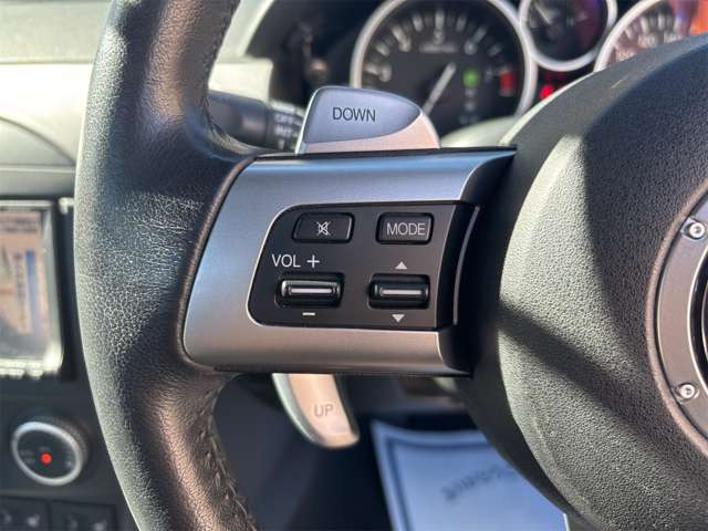 ステアリングスイッチ