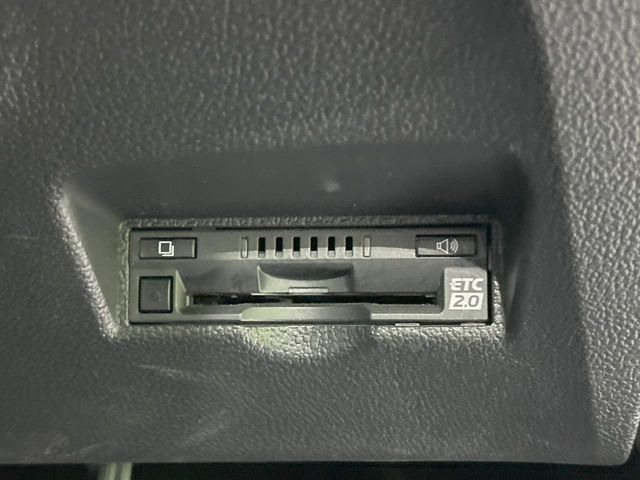 【ETC】高速道路の料金所をストレスなく通過!話題のスポットやサービスエリアに多い「スマートIC」利用時は必須のアイテムです。当店でセットアップを実施、ご納車当日からすぐにご利用いただけます!