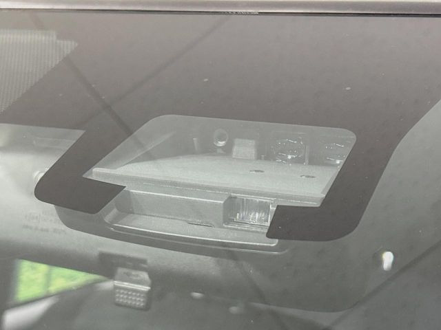 �y�v���N���b�V���Z�[�t�e�B�z�O���̎ԗ��������m���A�Փ˂������Ȏ��͌x��Œ��ӂ𑣂��A�u���[�L�𓥂ޗ͂��T�|�[�g�B�u���[�L�𓥂߂Ȃ������ꍇ�͏Փ˔�Q�y���u���[�L���쓮�A�Փˉ�����T�|�[�g���܂��B