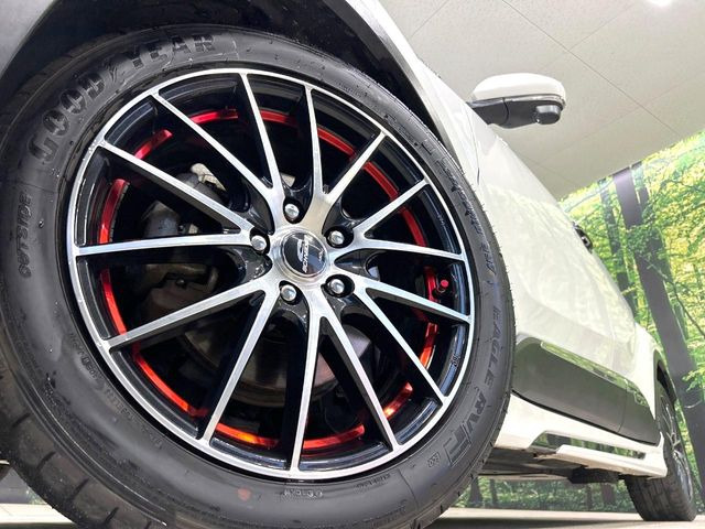 �y18�C���`�A���~�z�C�[���z�O�ςɃ}�b�`�����A���~�z�C�[���𑕒����Ă���܂��B�e��A���~�z�C�[����A�X�^�b�h���X�^�C�����戵�����Ă���܂��B���񂲑��k����������