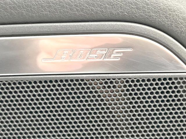 ��BOSE�T���E���h�V�X�e��:���f�����ɍœK�Ȓ������{���ꂽ�A�l�C�̃T�E���h�V�X�e���ł��B�ʏ�̃X�s�[�J�[�Ɣ�r���Ă����̍L���肪�������܂��B���񂲗��X�̏ゲ�̊����������B