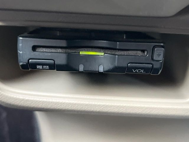 【ETC】高速道路の料金所をストレスなく通過!話題のスポットやサービスエリアに多い「スマートIC」利用時は必須のアイテムです。当店でセットアップを実施、ご納車当日からすぐにご利用いただけます!