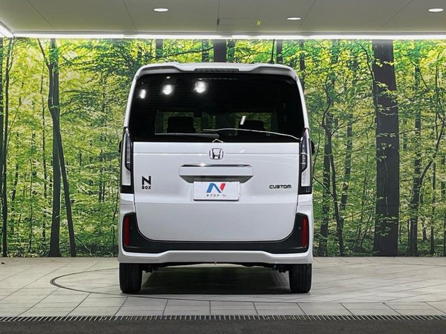 安心の最長10年・走行無制限保証(有償)をご用意。保証内容も充実はもちろん、無料点検&オイル交換や、年中無休の全国・24時間ロードサービスも付帯されておりますのでご安心下さい。