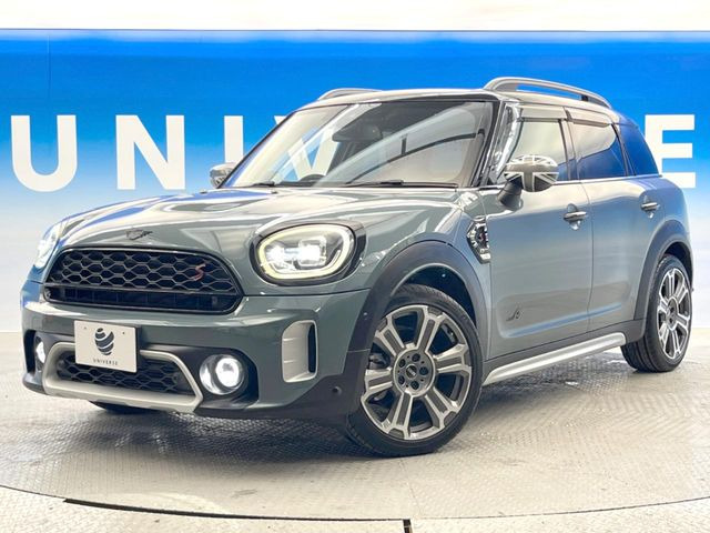 ●無料付帯の保証の他、安心の最長3年・走行無制限保証(有償)をご用意。輸入車を安心してお楽しみいただける様、保証内容も充実はもちろん、無料点検&オイル交換やロードサービスも付帯しております。