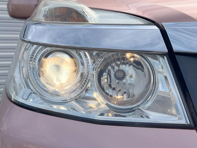 夜間や荒天時により良好な視界で安心な走行をご希望される方には【高輝度LEDヘッドライト】の取付がおすすめ!多くのお客様にご好評いただいております♪