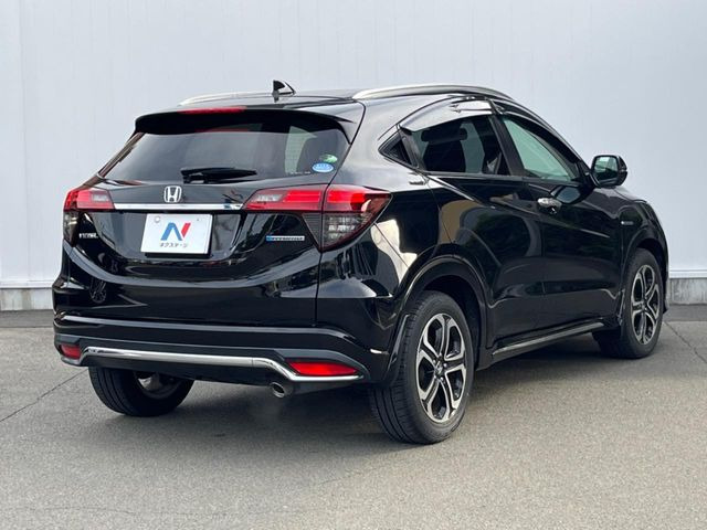 ☆全国のネクステージからお取り寄せが可能※!遠方の店舗に展示してあるクルマが気になる場合も、最寄りの店舗でご覧いただくことが可能です!是非私たちに要望をお聞かせください!※別途費用