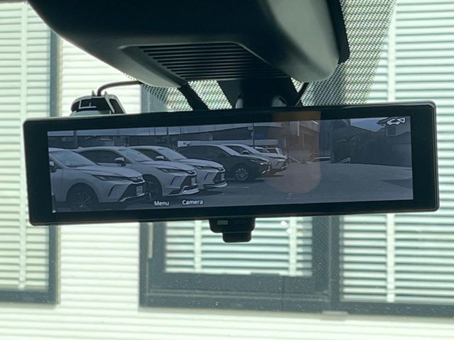 �y�C���e���W�F���g���[���~���[�z��Ȃ̑傫�ȉו��⓯��҂Ō�����m�F���Â炢���ł����S!�J�������B�e�����ԗ�����̉f�������[���~���[���ɕ\���B�N���A�Ȏ��E�ŏ󋵂̊m�F���\�ł�!