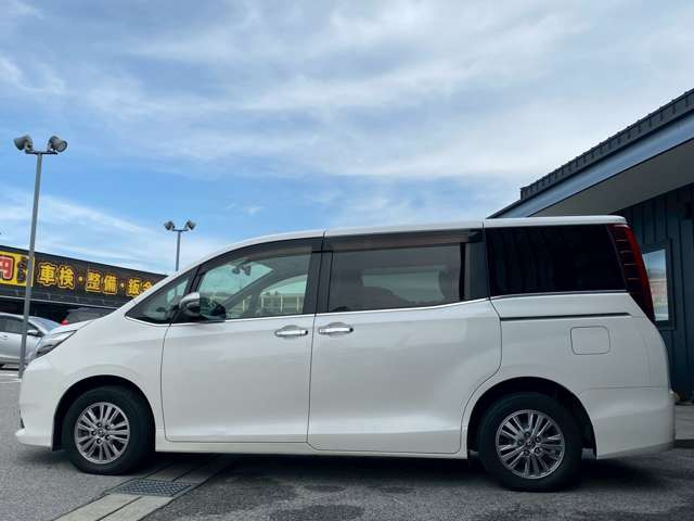 スリークロス滋賀店は自社の大型整備工場と提携しております!御購入後の修理・車検等のアフタフォローも充実です!