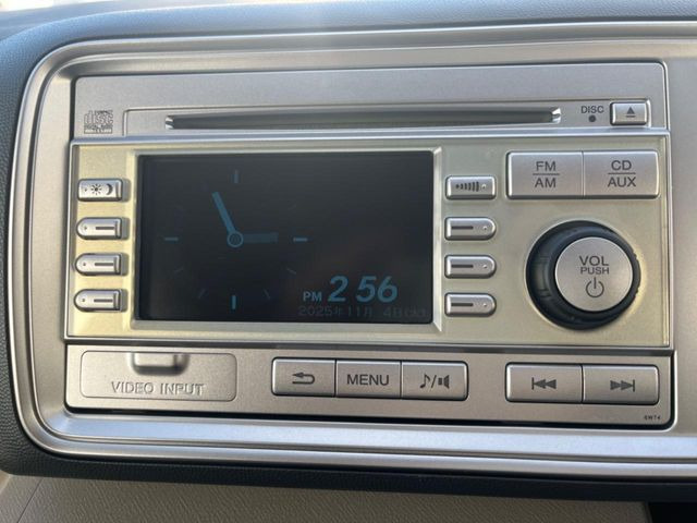 お好きな音楽を車内でお楽しみいただけます♪スピーカー交換・ウーハー追加などの音質向上や、最新ナビ・後席モニター等の取り付けも是非ご相談ください!