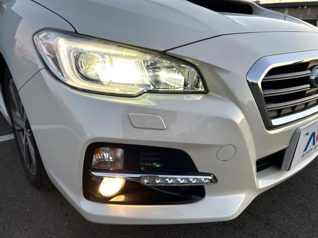 �yLED�w�b�h���C�g�z���V����ԑ��s�����ǍD�Ȏ��E���m�ۂ����S���ĉ^�]�ł��鍂�P�xLED�w�b�h���C�g�𑕔�!�_�����x�������A����d�͂��}�����Ă��܂��B