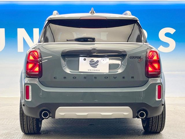 ●当店では第三者機関による車両品質鑑定を導入し、修復歴車を排除。鑑定書が発行されますので、ぱっと見ただけでは分からない箇所まで納得した上でご検討いただけます。※一部未実施の場合がございます。