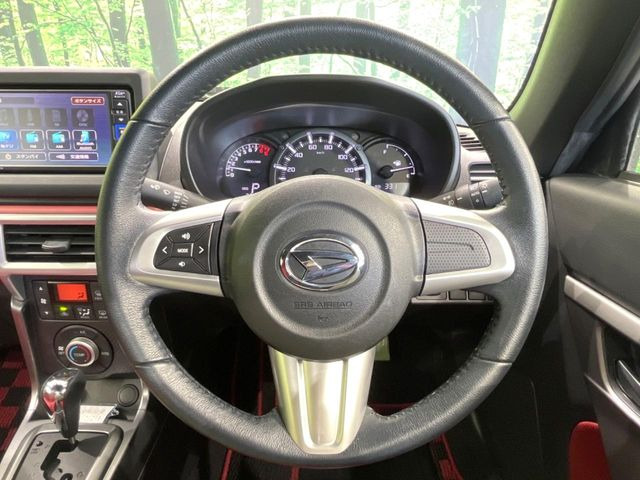 �y�����v�����X�e�A�����O�z�㎿�Ȋv���g�p���邱�ƂŁA��ɂ����������݂ƂĂ��^�]���₷���n���h���ł���