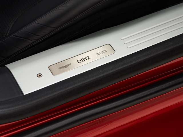 お客様のライフスタイルにぴったりなファイナンスプランをご用意!お見積りはもちろん無料、お支払のシミュレーションもお気軽にご相談ください。憧れの車にお乗りいただけるよう、是非お手伝いさせてください!