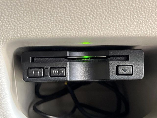 【ETC】高速道路の料金所をストレスなく通過!話題のスポットやサービスエリアに多い「スマートIC」利用時は必須のアイテムです。当店でセットアップを実施、ご納車当日からすぐにご利用いただけます!