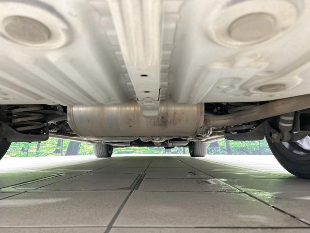 下回りがきれいなうちに、防錆加工の施工がオススメ。降雪地域はもちろん、沿岸部にお住いの方や、趣味でマリン・ウィンタースポーツをされる方にご好評いただいております。