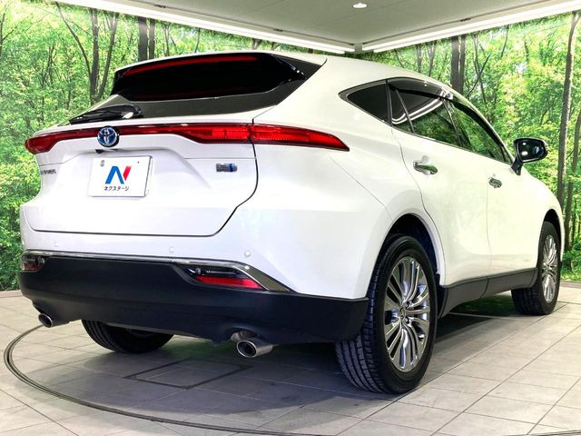 ☆全国のネクステージからお取り寄せが可能※!遠方の店舗に展示してあるクルマが気になる場合も、最寄りの店舗でご覧いただくことが可能です!是非私たちに要望をお聞かせください!※別途費用