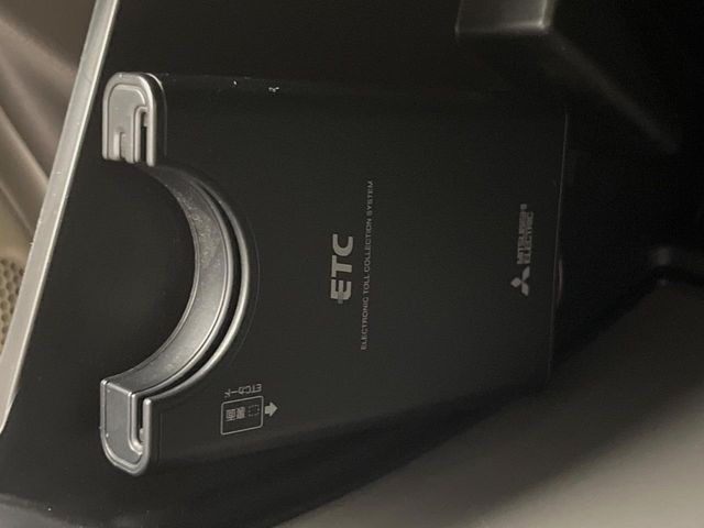 【ETC】高速道路の料金所をストレスなく通過!話題のスポットやサービスエリアに多い「スマートIC」利用時は必須のアイテムです。当店でセットアップを実施、ご納車当日からすぐにご利用いただけます!