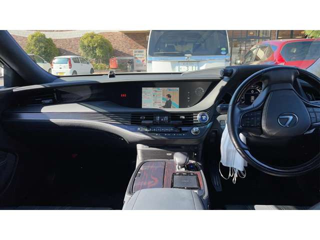 LS500h エグゼクティブ