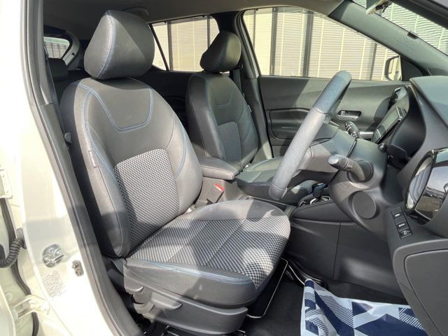 �y����n�[�t�V�[�g�z�������ƍ���S�n�𗼗������l�C�̃V�[�g���w�ʁE���ʂ̃t�@�u���b�N�f�ނ́A�ʋC���̗ǂ��⊊��ɂ����ɗD��Ă��܂��B�C���╞���ɍ��E���ꂸ���K�ɂ���肢�������܂��B