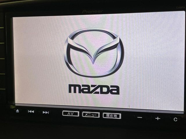 【純正ナビ】人気の純正ナビを装備。オーディオ機能も充実しており、Bluetooth接続すればお持ちのスマホやMP3プレイヤーの音楽を再生可能!毎日の運転がさらに楽しくなります!!