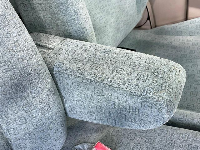 �y�A�[�����X�g�z�^�]���̐g�̂̕��S���y�����Ă����A�[�����X�g�𑕔���