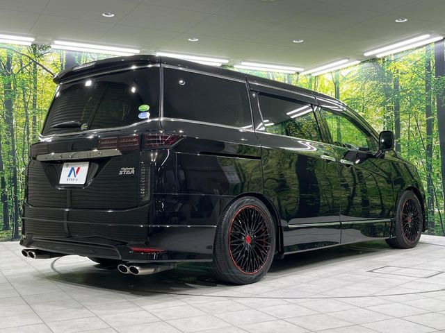 ☆全国のネクステージからお取り寄せが可能※!遠方の店舗に展示してあるクルマが気になる場合も、最寄りの店舗でご覧いただくことが可能です!是非私たちに要望をお聞かせください!※別途費用