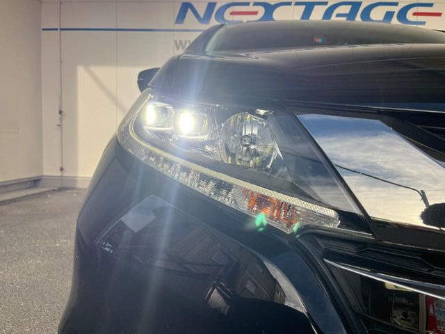 �yLED�w�b�h���C�g�z���V����ԑ��s�����ǍD�Ȏ��E���m�ۂ����S���ĉ^�]�ł��鍂�P�xLED�w�b�h���C�g�𑕔�!�_�����x�������A����d�͂��}�����Ă��܂��B