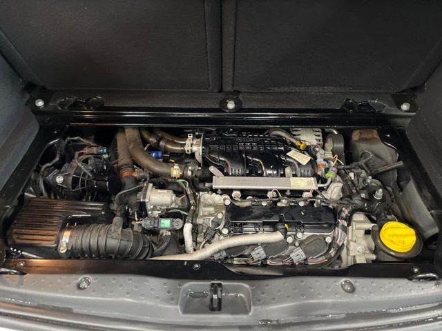 �����X�ł́A�e���[�J�[�̐�p�f�f�e�X�^�[�𓱓��B���Ǝ��i�����e�N�j�J���X�^�b�t���풓���Ă���܂��̂ŁA������̍ۂɂ����S���Ă����p���������܂��B