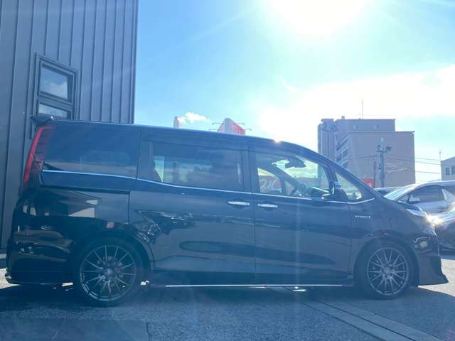 特殊なお車の制作や販売も可能です!(キッチンカーや積載車、ダンプカーやレプリカ車、バスなどなど)流行りのSUVは勿論、EV(電気自動車)やハイブリッド(PHEV含む)も納車実績がございます!何でもご相談を!