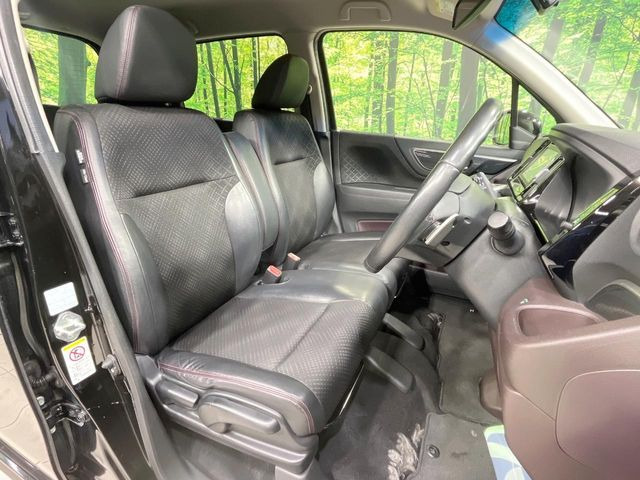 �y�n�[�t���U�[�V�[�g�z�������ƍ���S�n�𗼗������l�C�̃V�[�g���w�ʁE���ʂ̃t�@�u���b�N�f�ނ́A�ʋC���̗ǂ��⊊��ɂ����ɗD��Ă��܂��B�C���╞���ɍ��E���ꂸ���K�ɂ���肢�������܂��B