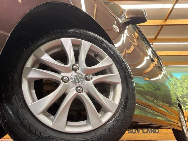 �y����15�C���`�A���~�z�C�[���z�O�ςɃ}�b�`���������A���~�z�C�[���𑕒����Ă���܂��B�e��ЊO�A���~�z�C�[����A�X�^�b�h���X�^�C�����戵�����Ă���܂��B���񂲑��k����������